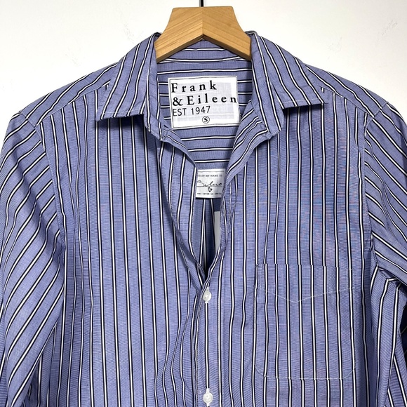 Frank & Eileen Silvio Stripe Blue Striped Button Down Shirt Front Pocket - Picture 2 of 6
